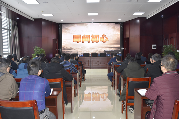 乐鱼平台-乐鱼(中国)一站式服务平台
召开2020年元旦春节“双节”廉政谈话会